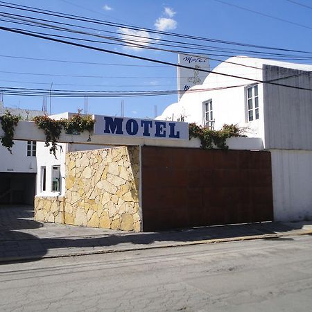 Motel Mykonos Puebla Exterior foto